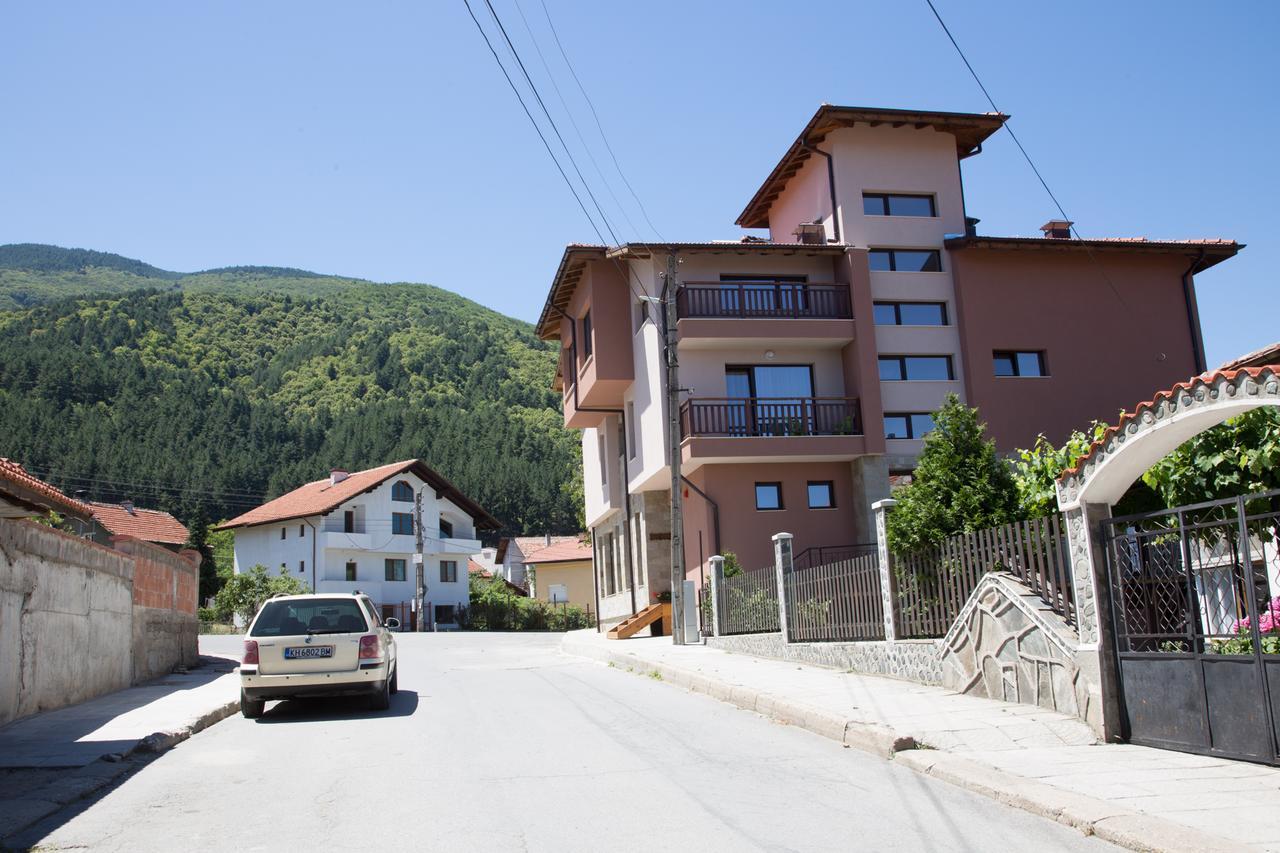 Sveti Nikola Family Hotel Сапарева Баня Екстер'єр фото